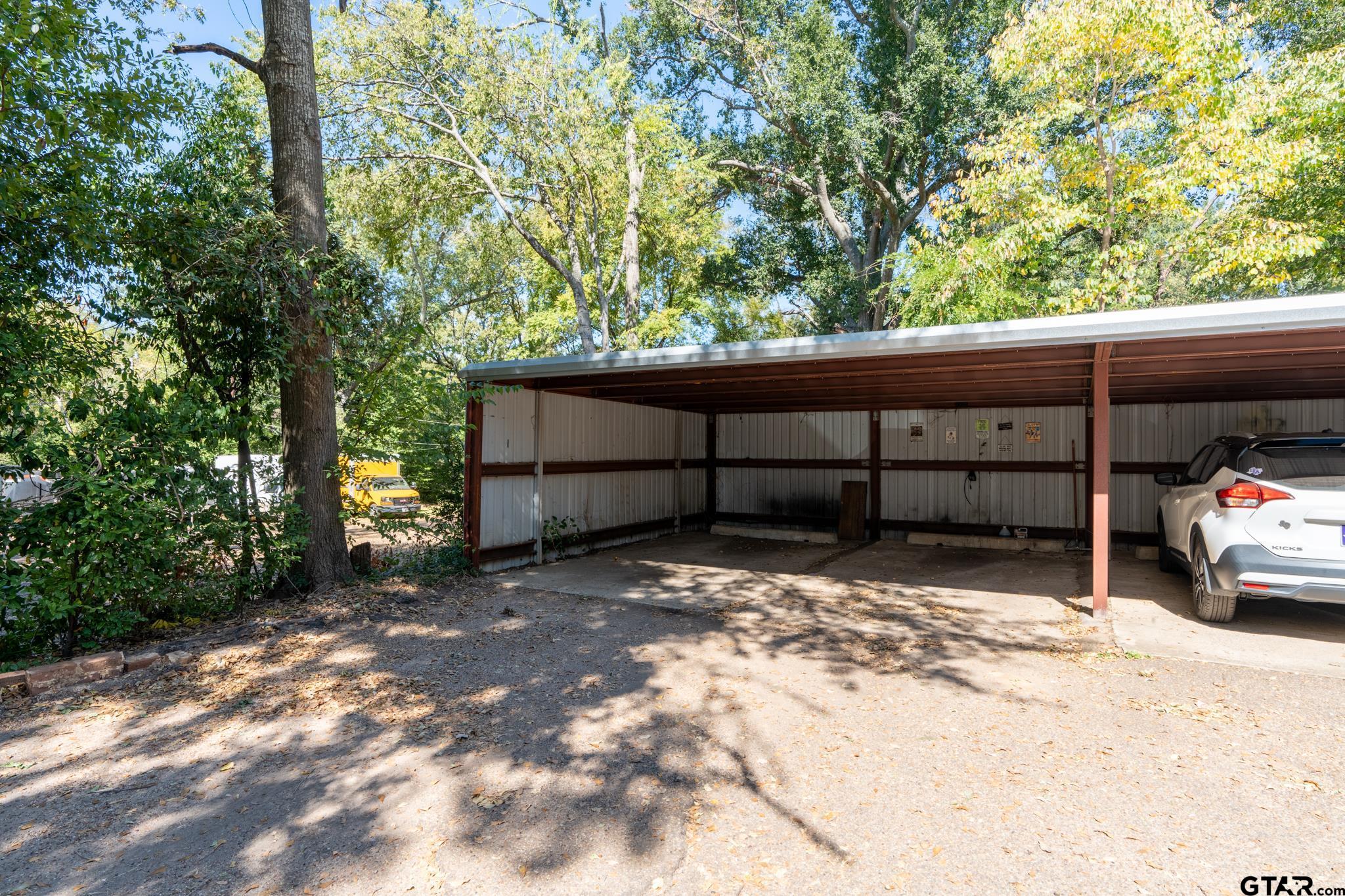 701 W Houston St, Tyler, Texas image 34