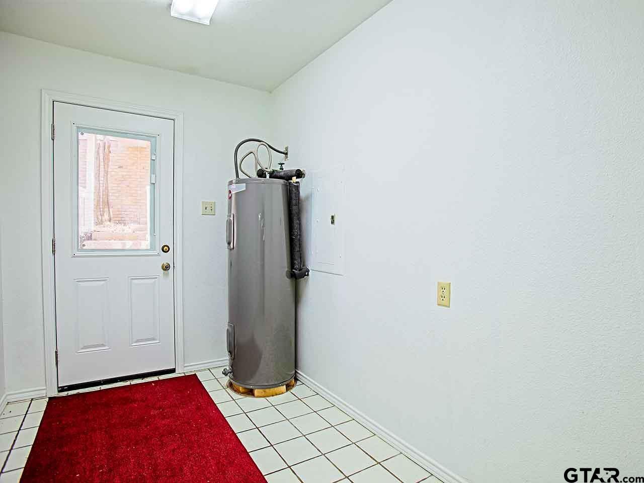 3020 Great Oaks Circle, Tyler, Texas image 31