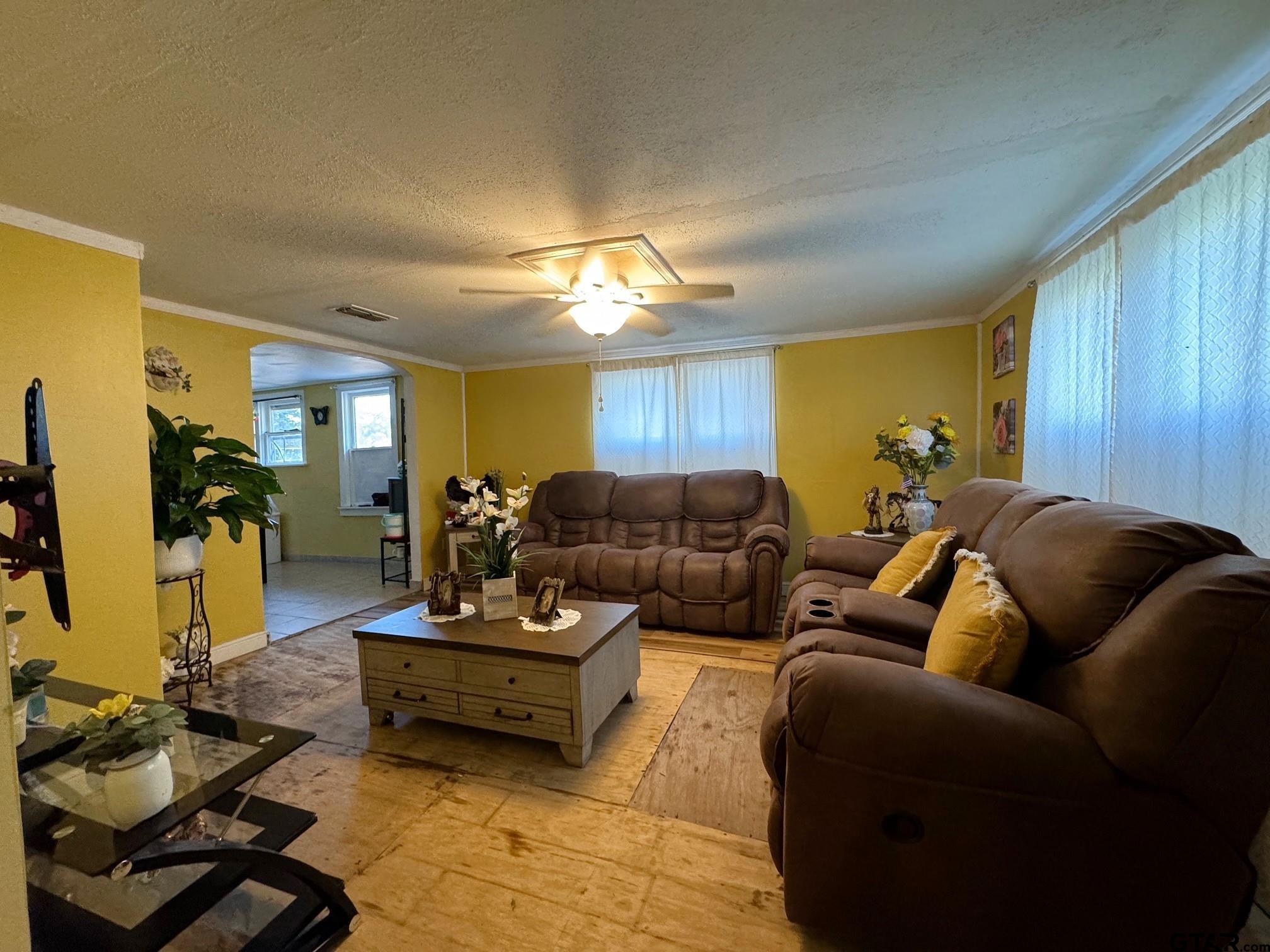 301 N Clevland St., Winfield, Texas image 4