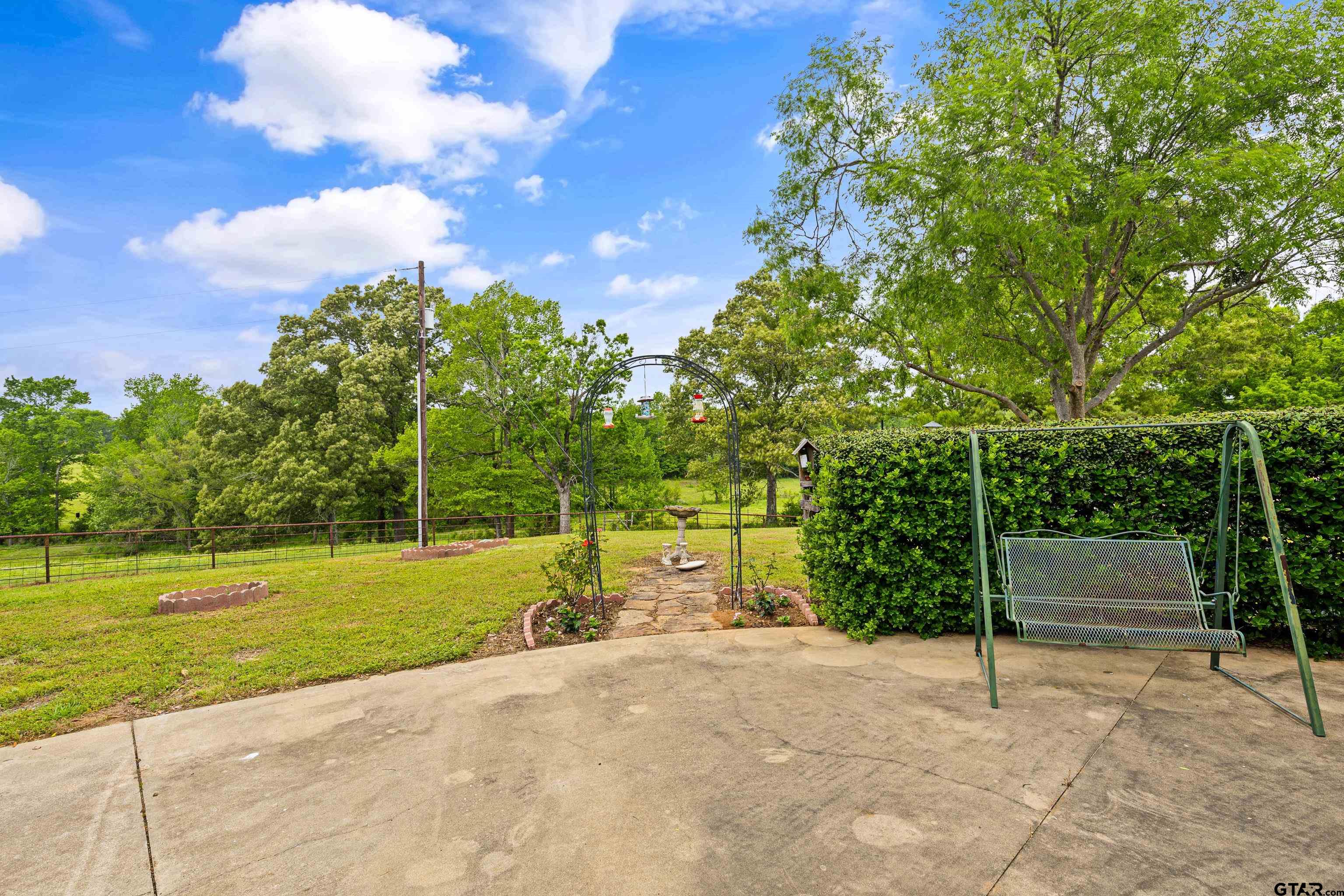 4834 Fm 2088, Gilmer, Texas image 27