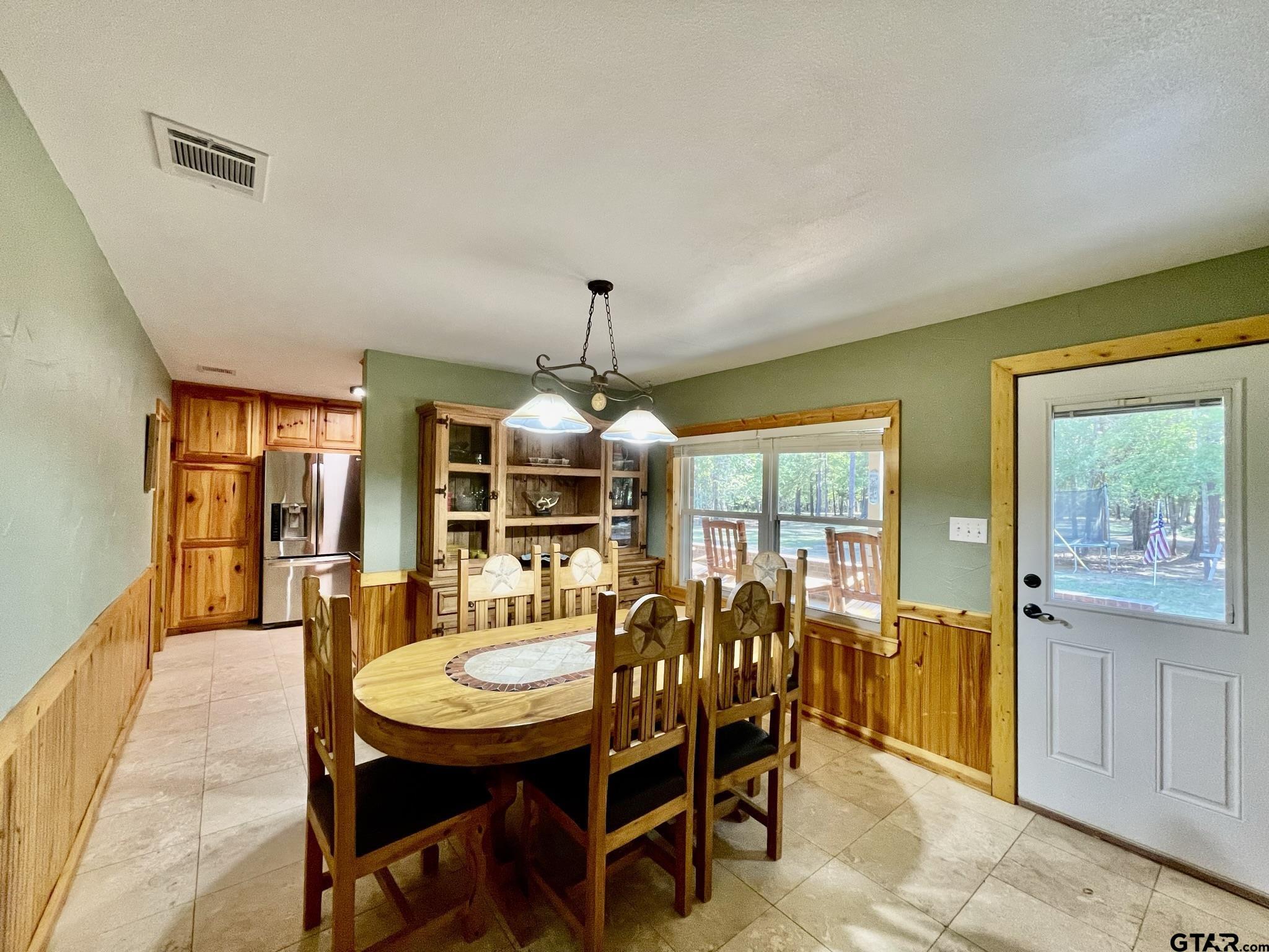 629 Acr 1215, Grapeland, Texas image 12