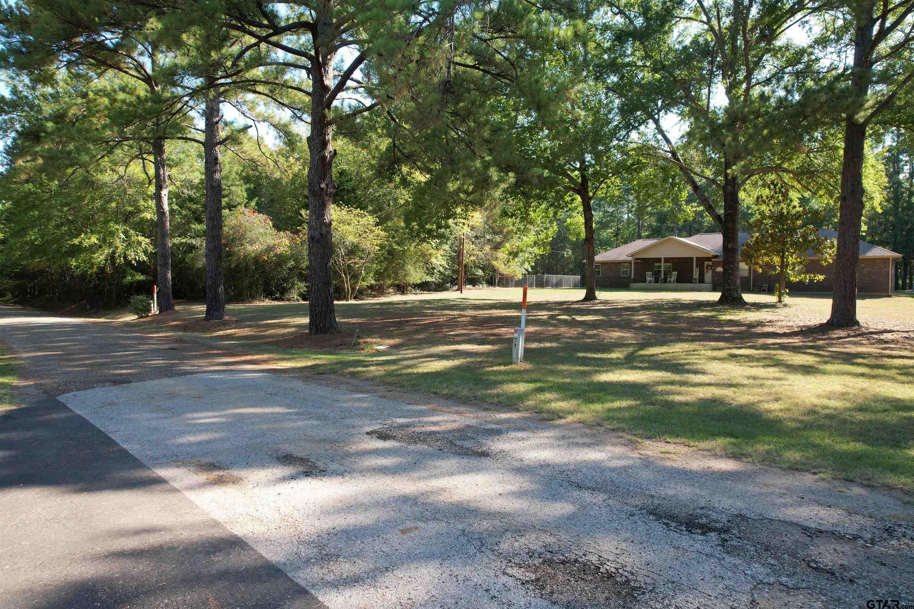 629 Acr 1215, Grapeland, Texas image 3