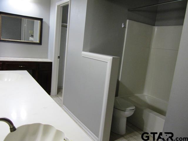 725 Hampton Hill, Tyler, Texas image 11