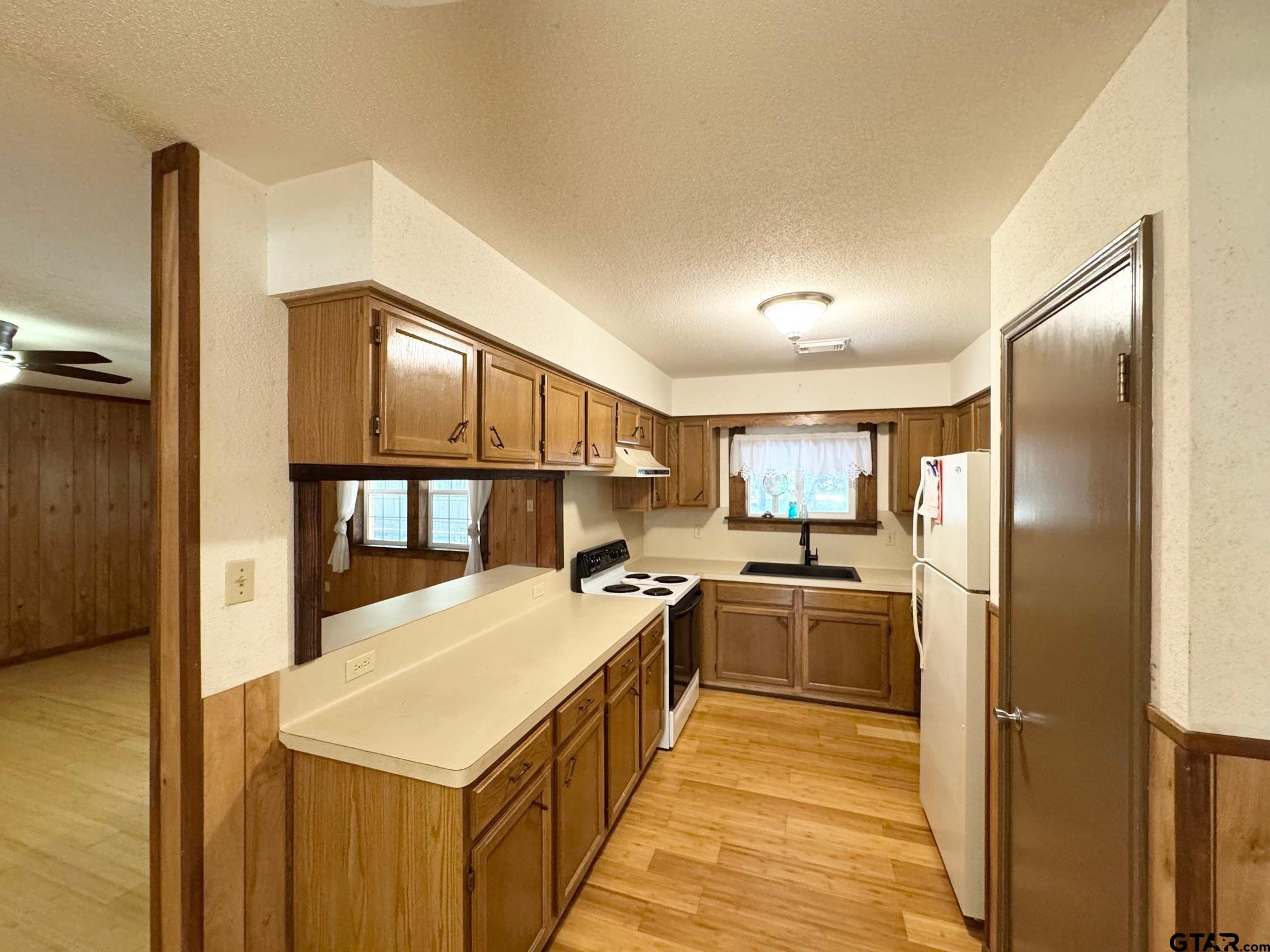 129 Dailey Road, Crockett, Texas image 7