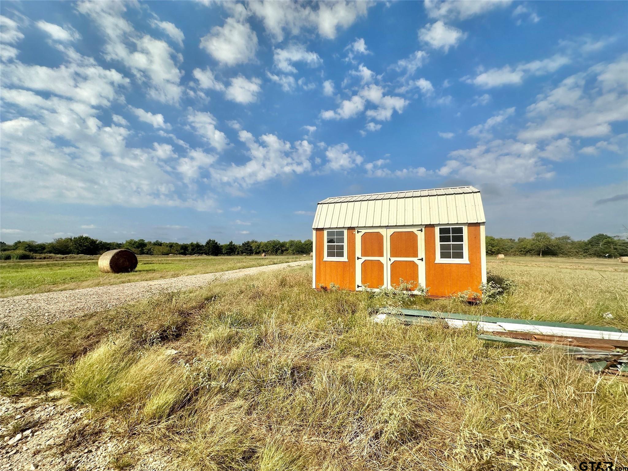 1951 County Road 1157, Brashear, Texas image 5