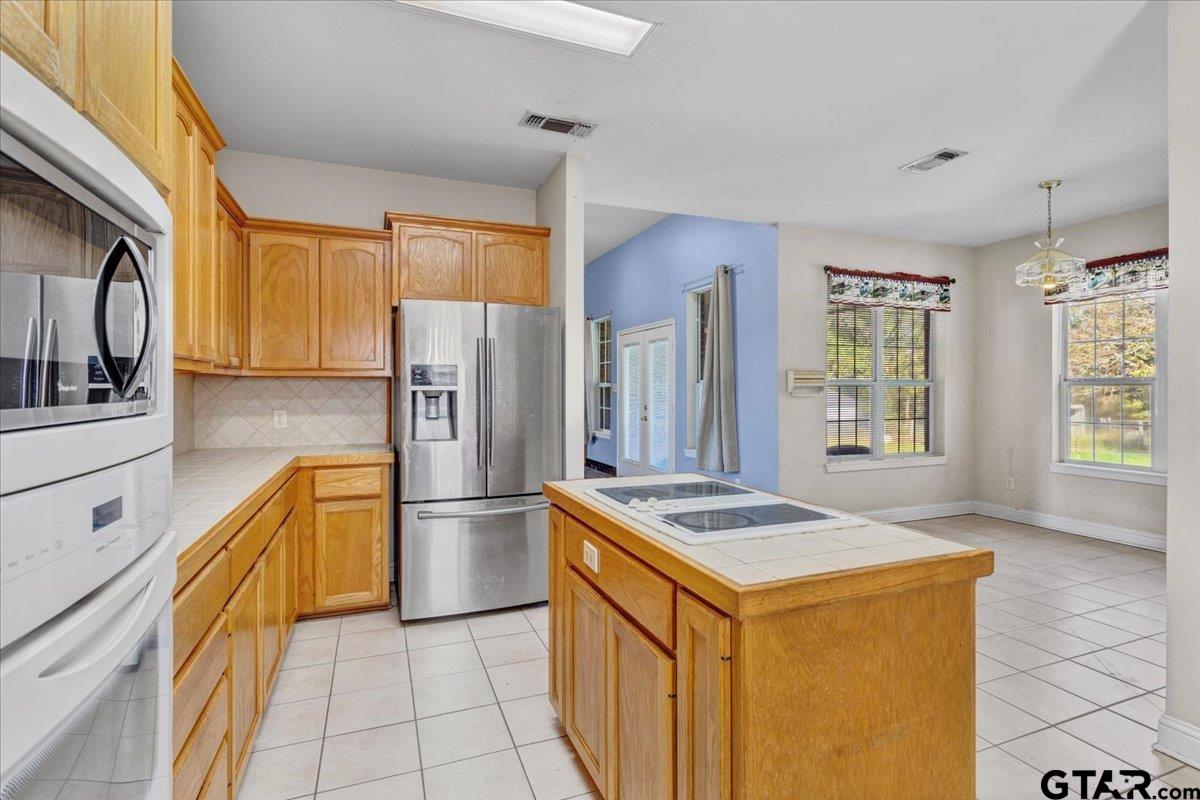 115 Cr 3302, Omaha, Texas image 11