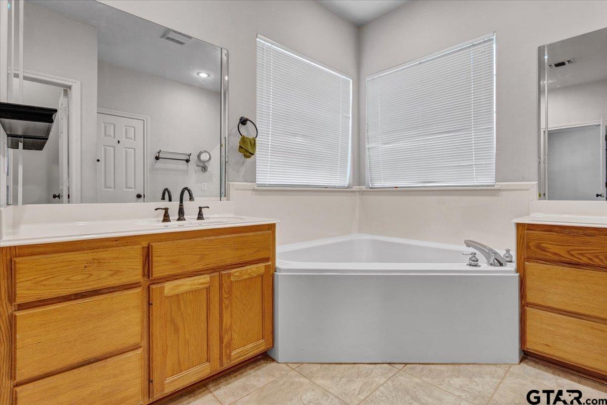 115 Cr 3302, Omaha, Texas image 16