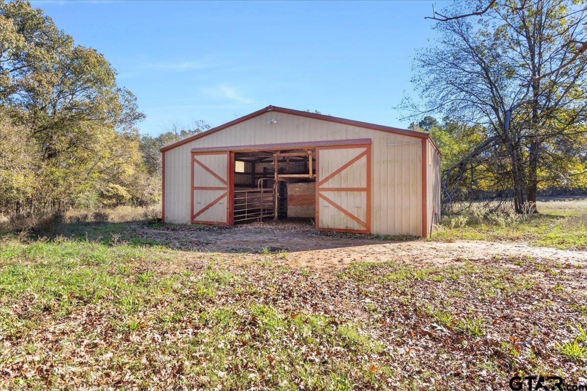 115 Cr 3302, Omaha, Texas image 32