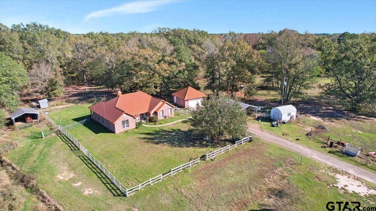 115 Cr 3302, Omaha, Texas image 35