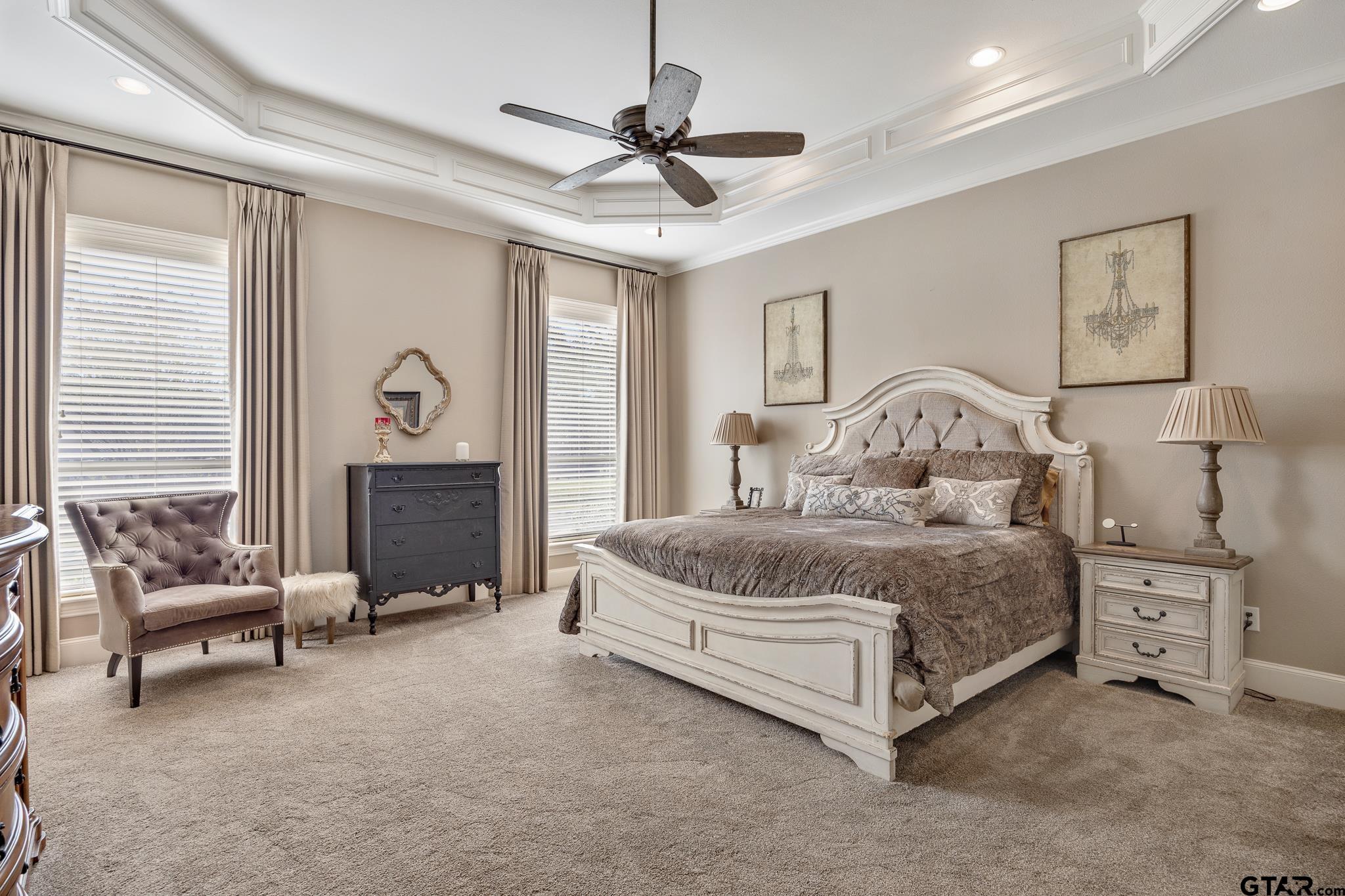 108 Pecan Valley Dr