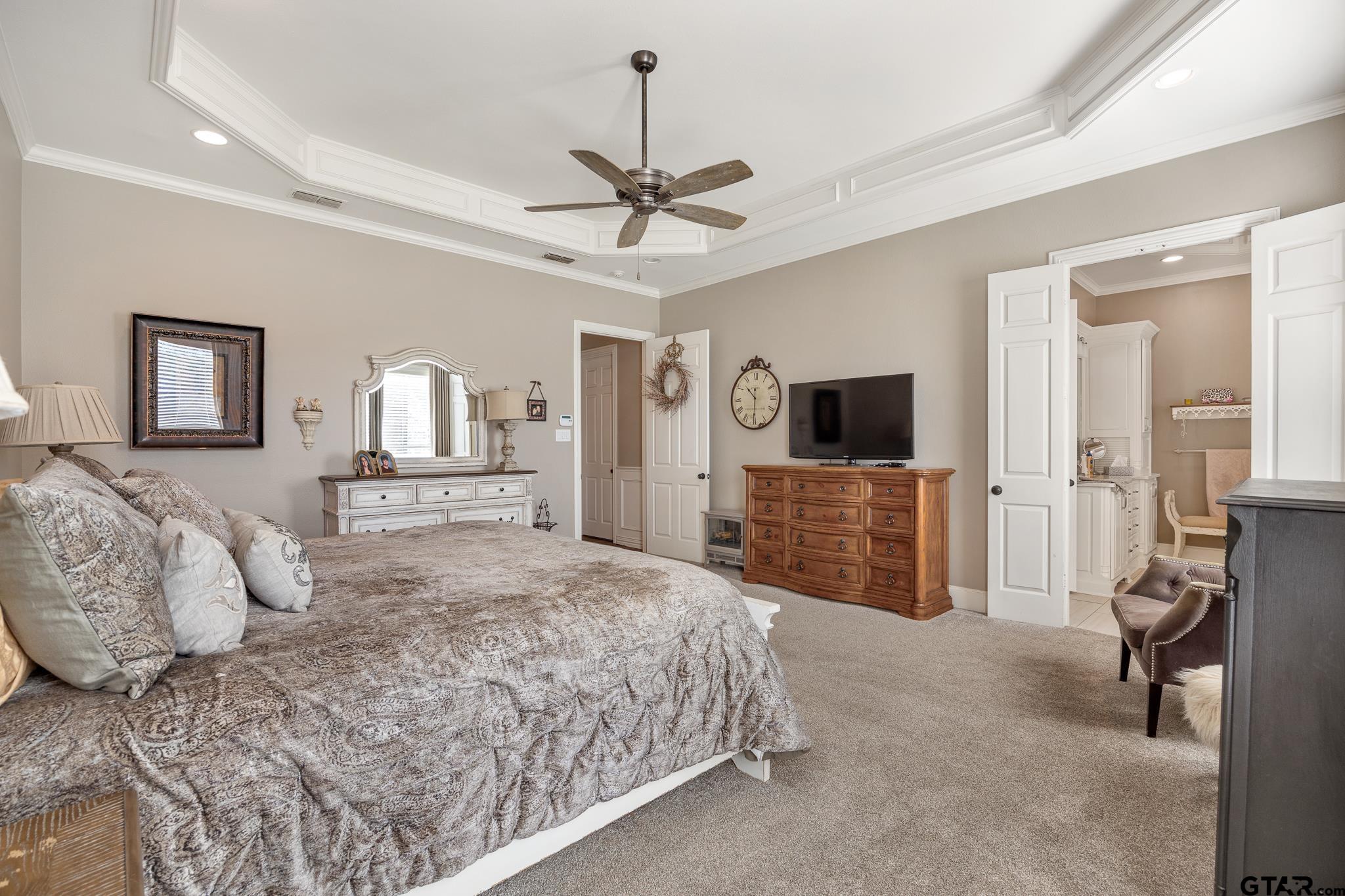 108 Pecan Valley Dr