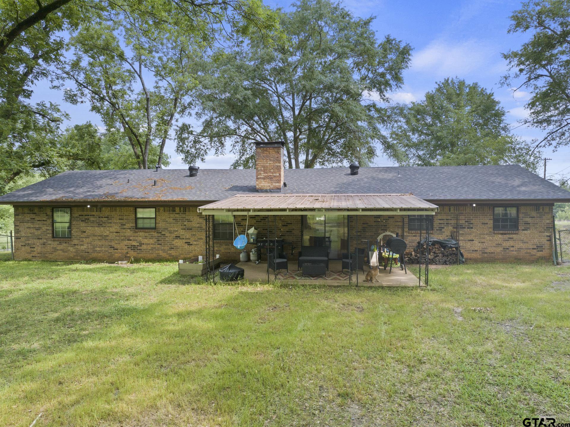 308 E Daingerfield St, Omaha, Texas image 18