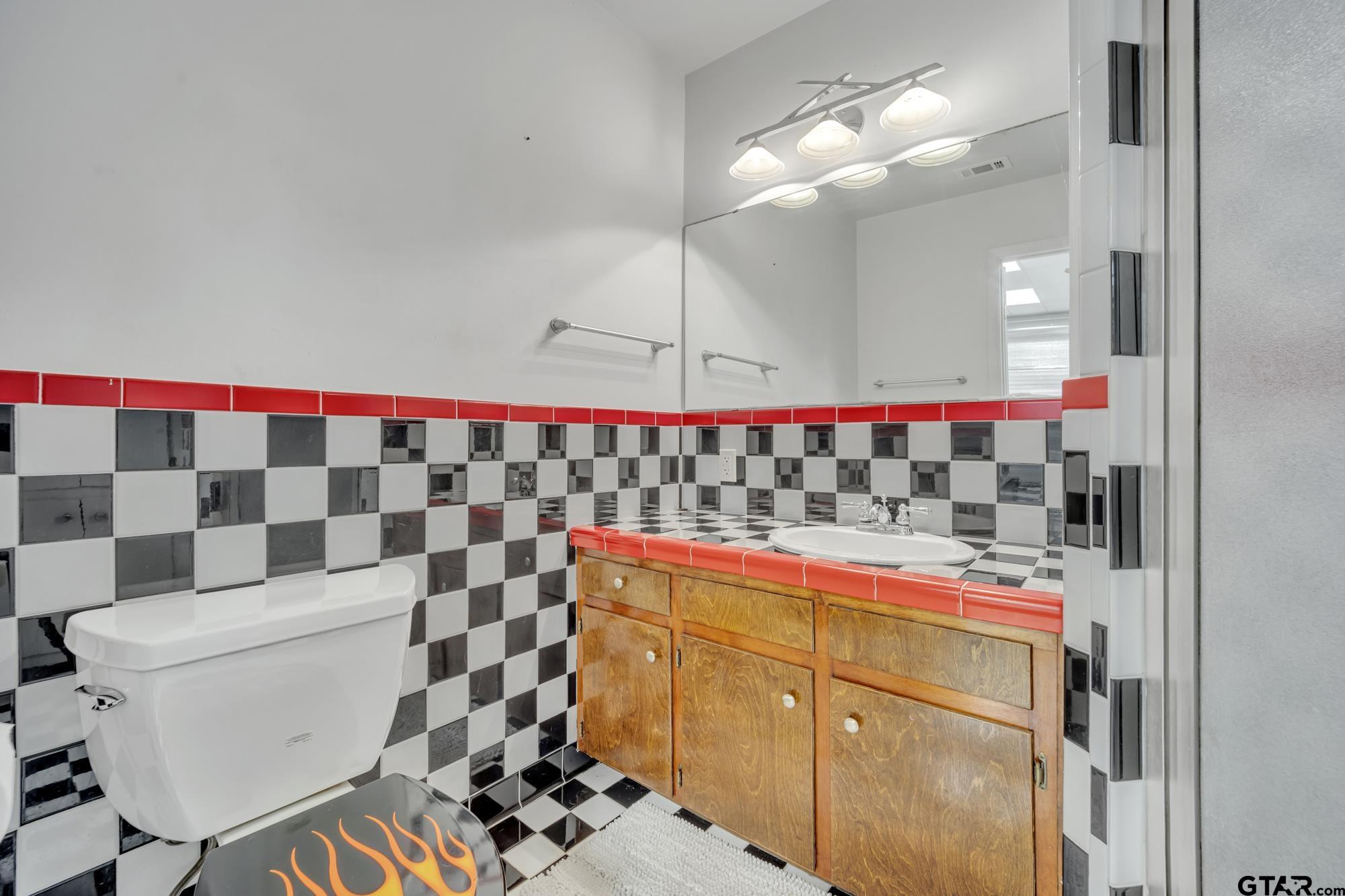 829 Meador Road, Kilgore, Texas image 36