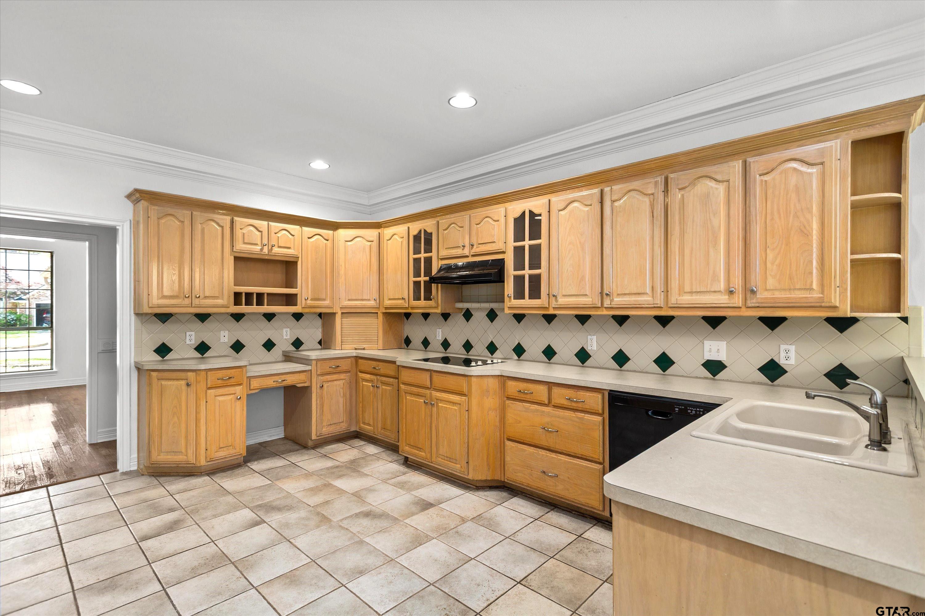 3409 Pebblebrook Dr., Tyler, Texas image 11