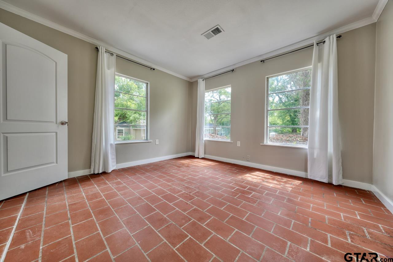 528 Troup Highway, Tyler, Texas image 32