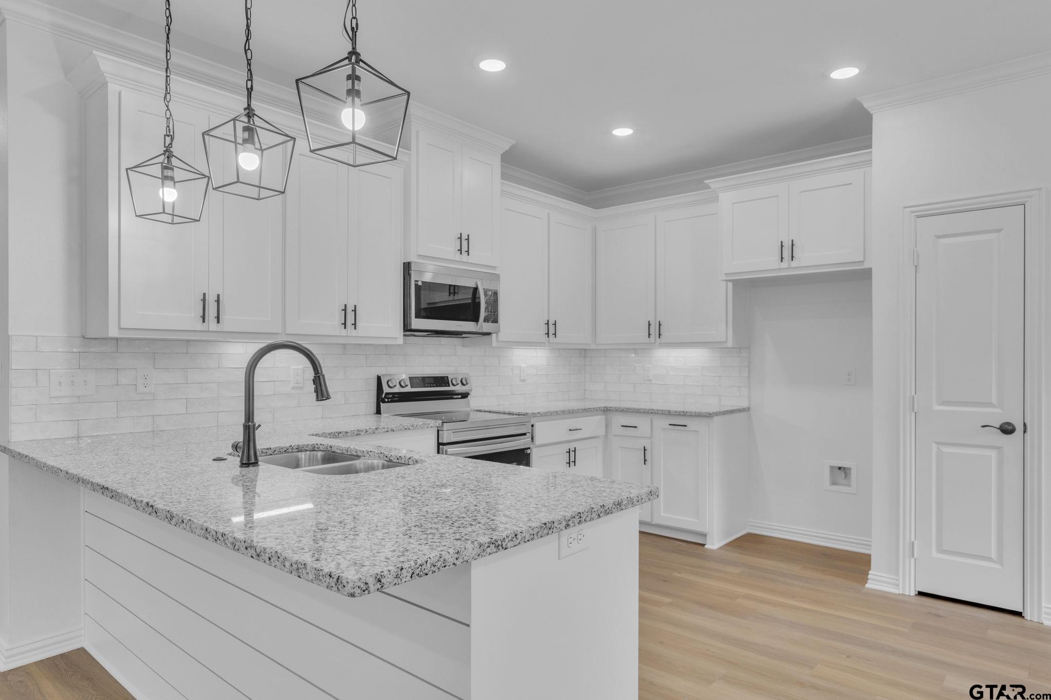 1410 W Connally St, Tyler, Texas image 10