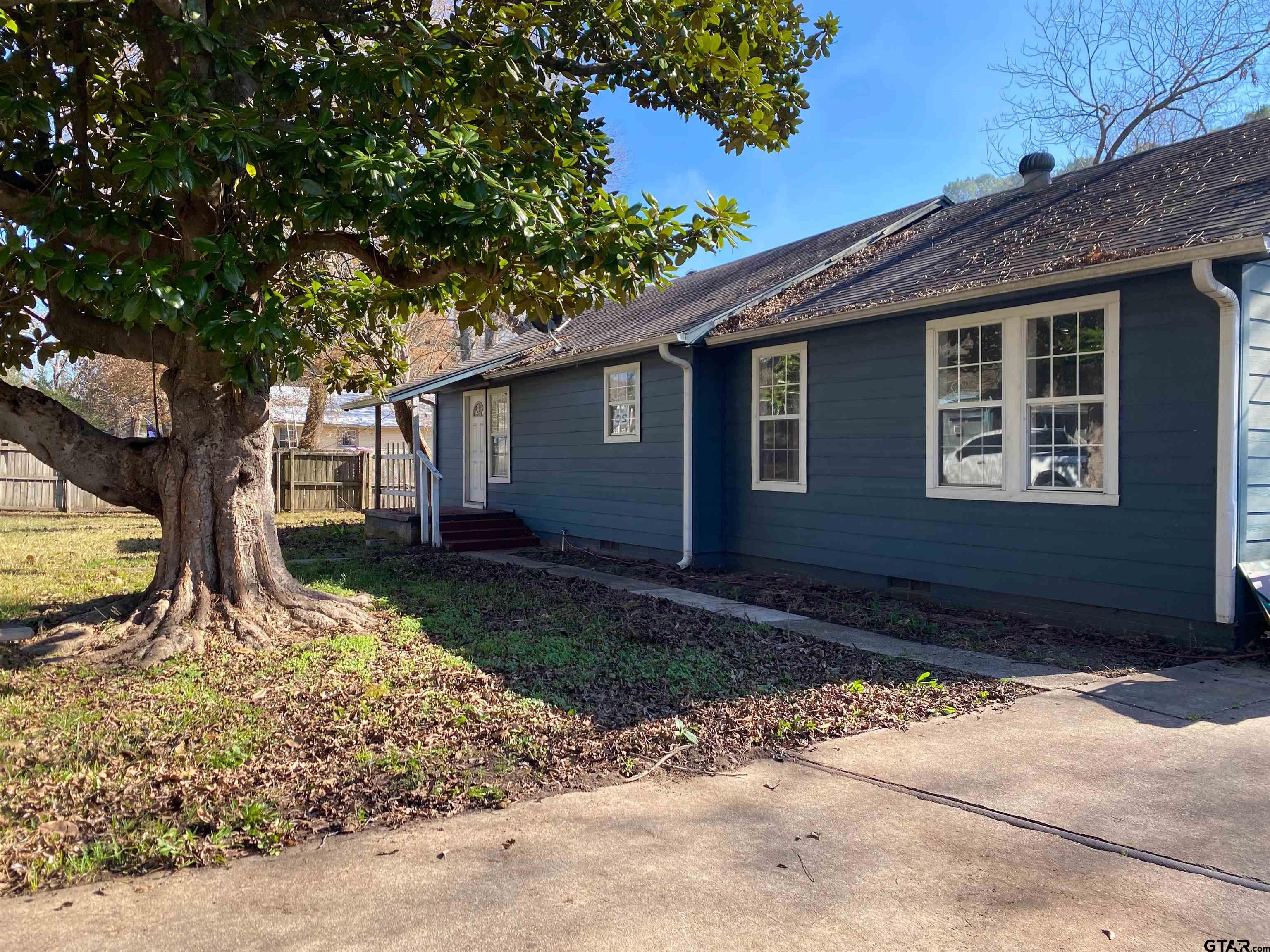 150 Wells Street, Hawkins, Texas image 3