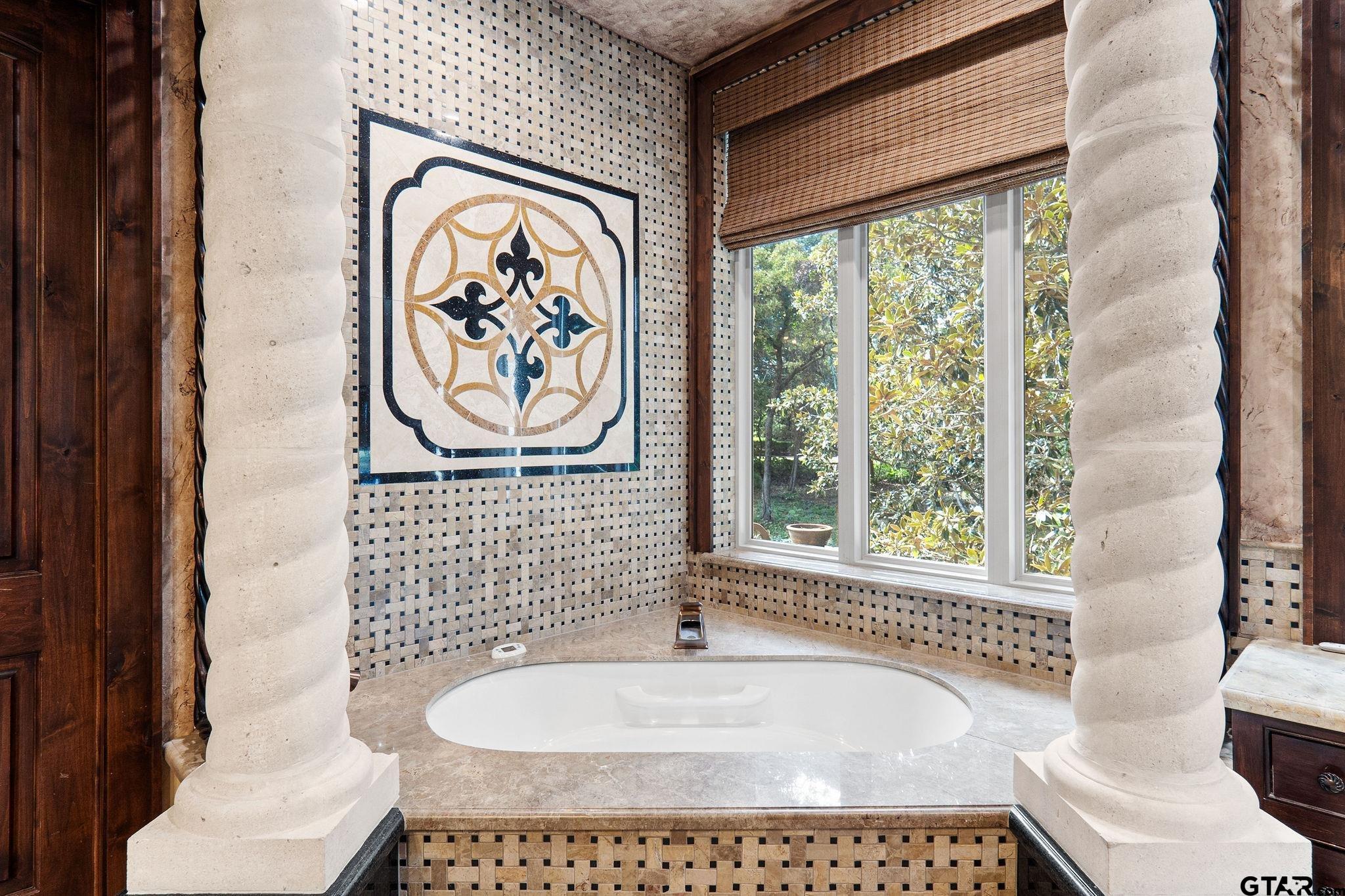 4331 Mark Hayes Court, Tyler, Texas image 31