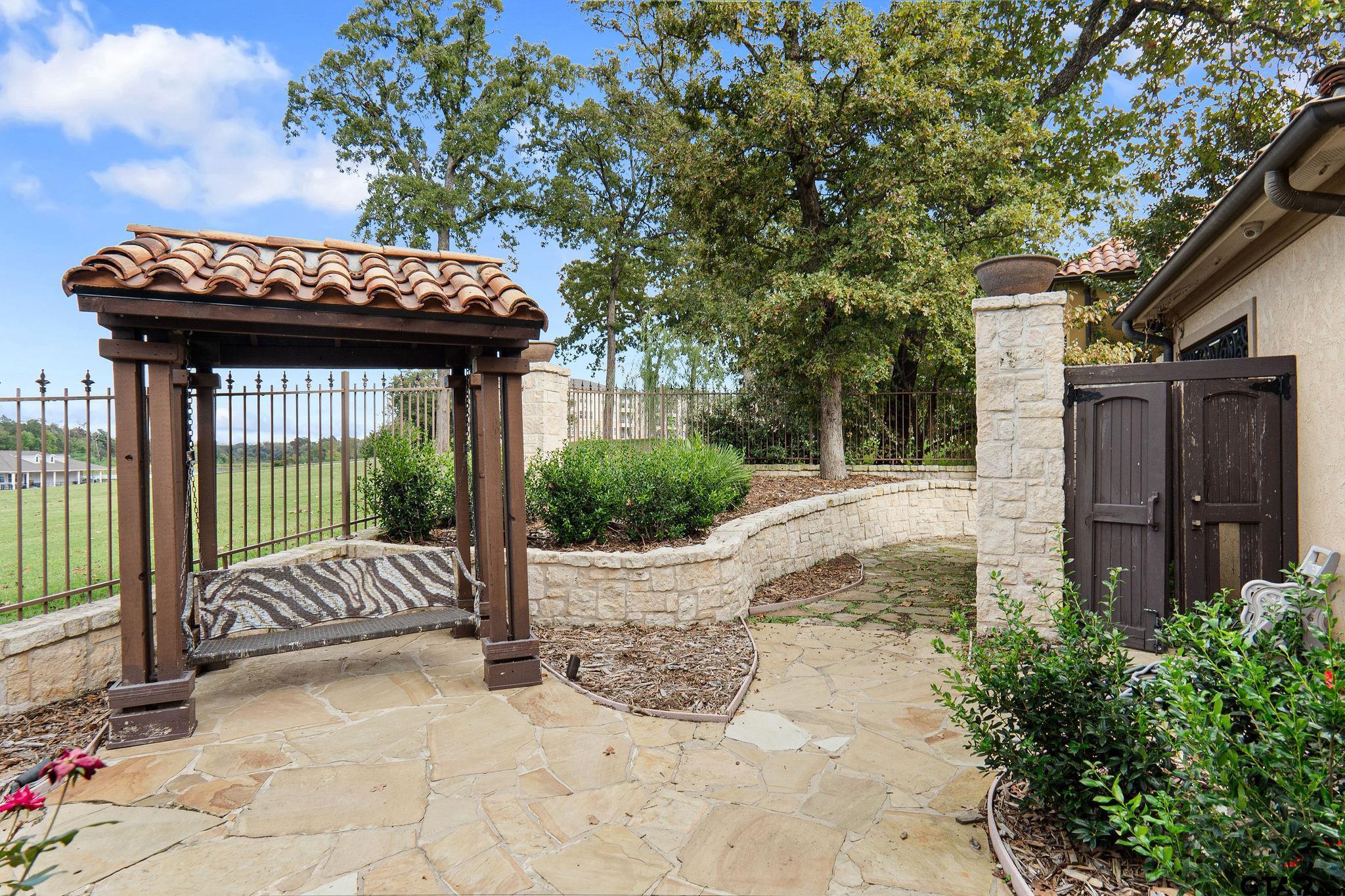 4331 Mark Hayes Court, Tyler, Texas image 41