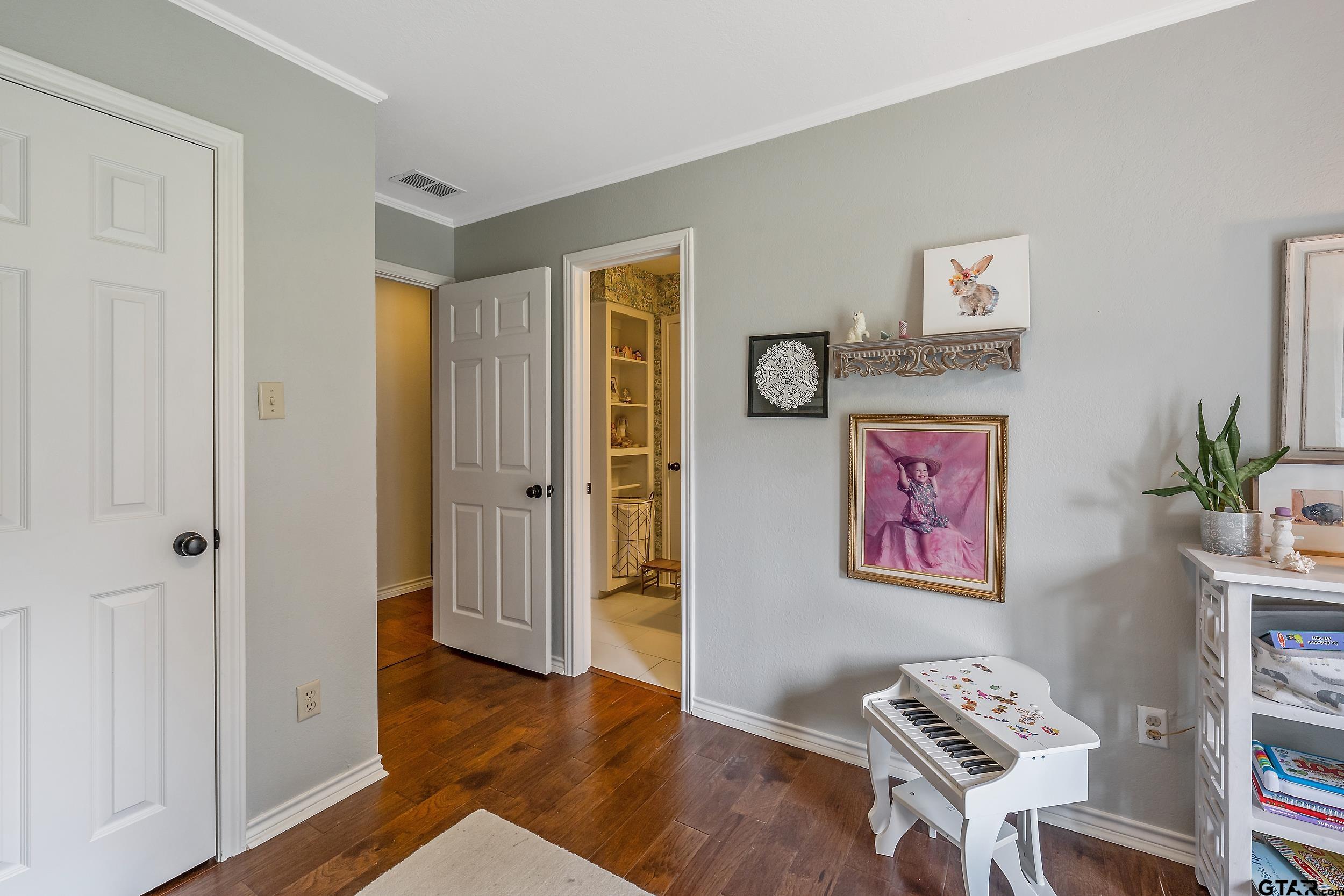 7002 Hollytree Cir, Tyler, Texas image 23