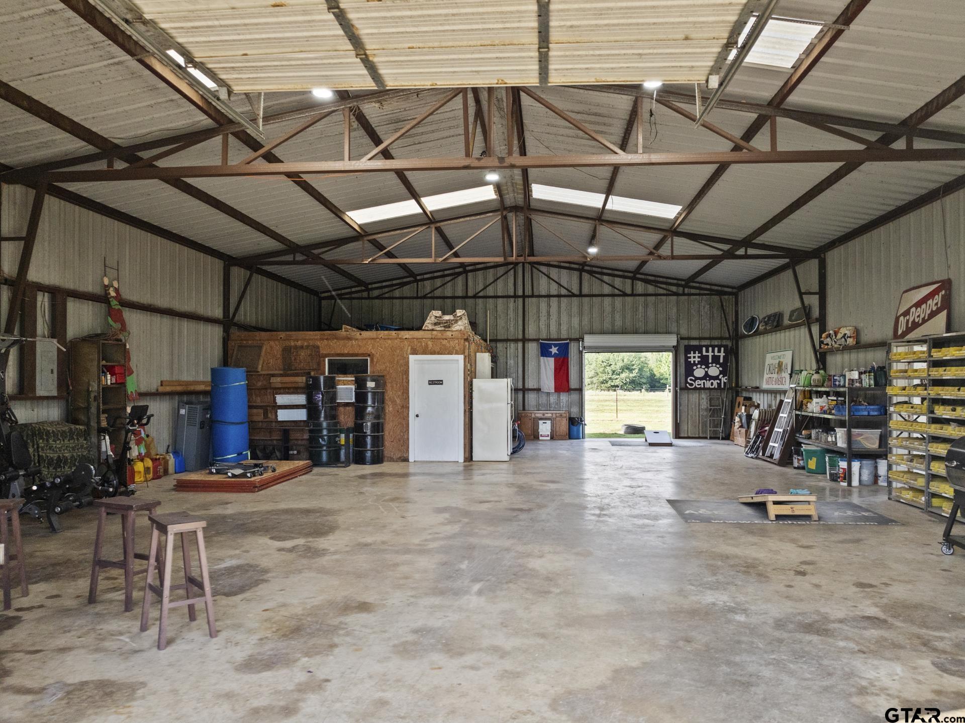 1881 SW Cr 3090, Mt Vernon, Texas image 31
