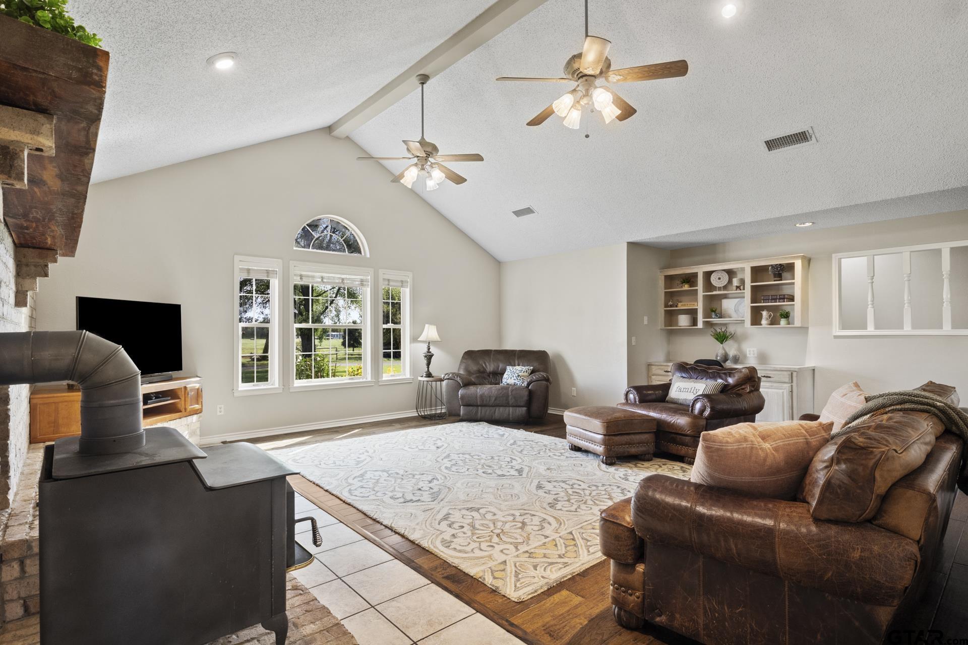 1881 SW Cr 3090, Mt Vernon, Texas image 7