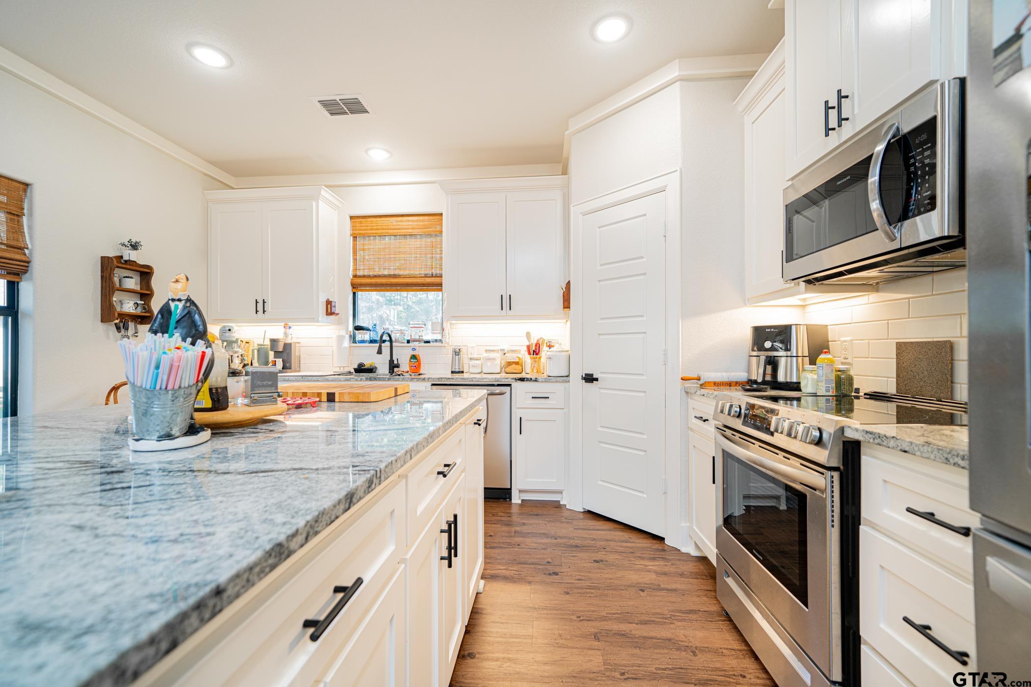 2953 Fm 2339, Ben Wheeler, Texas image 30