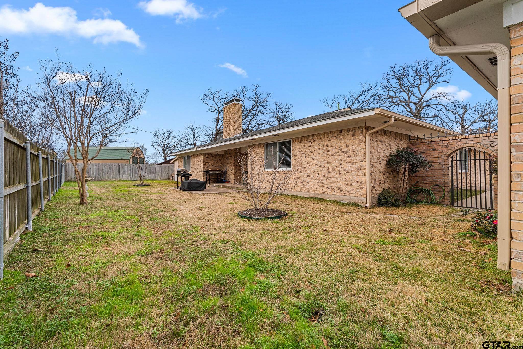 237 Oregon St, Van, Texas image 38