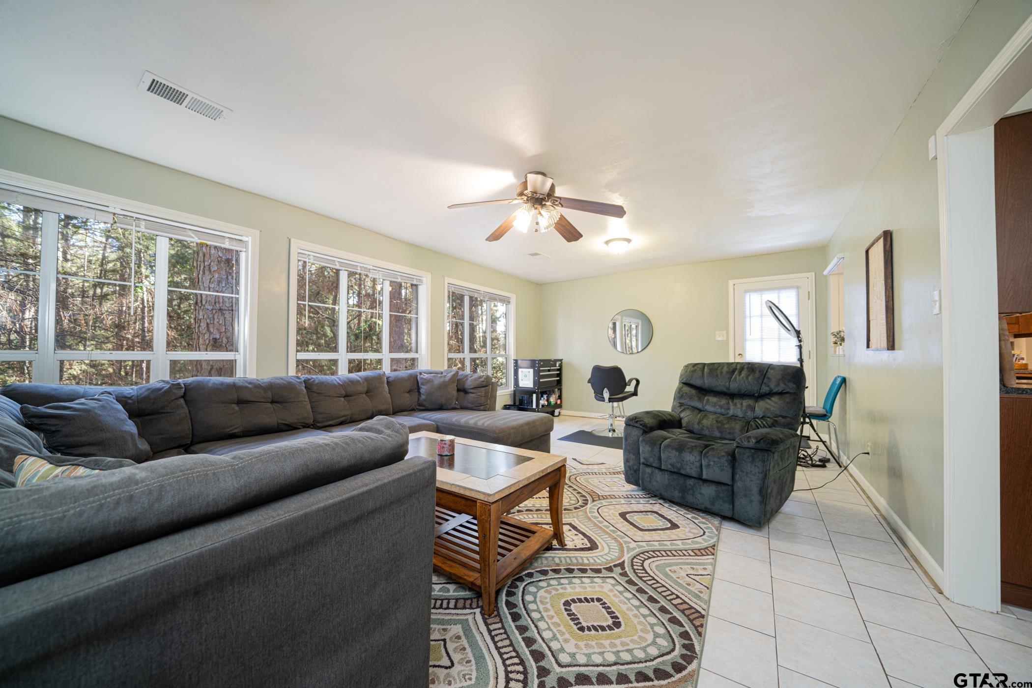 144 Pine Branch Glen, Holly Lake Ranch, Texas image 9