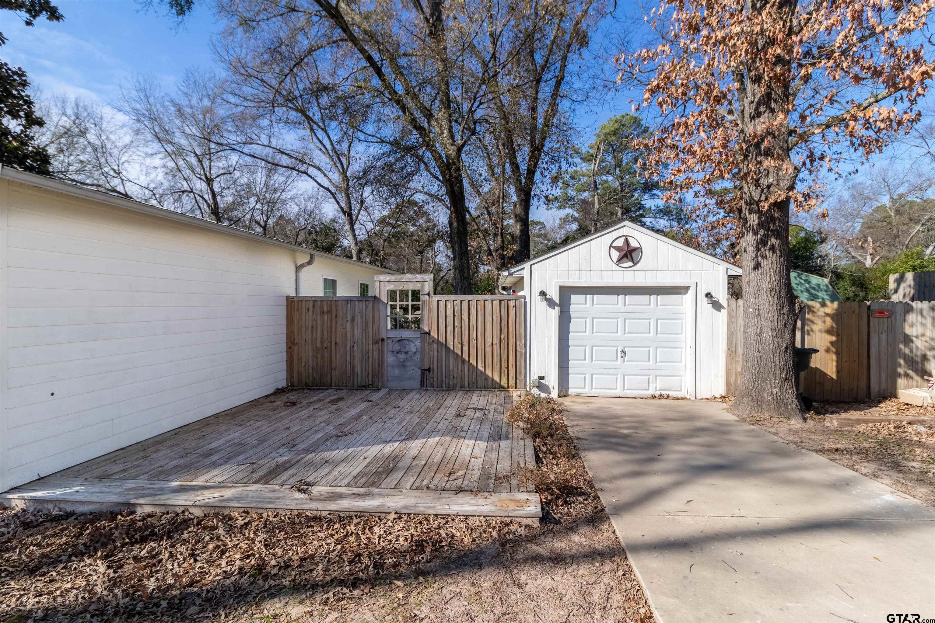 201 Willowbrook Ave, Tyler, Texas image 19