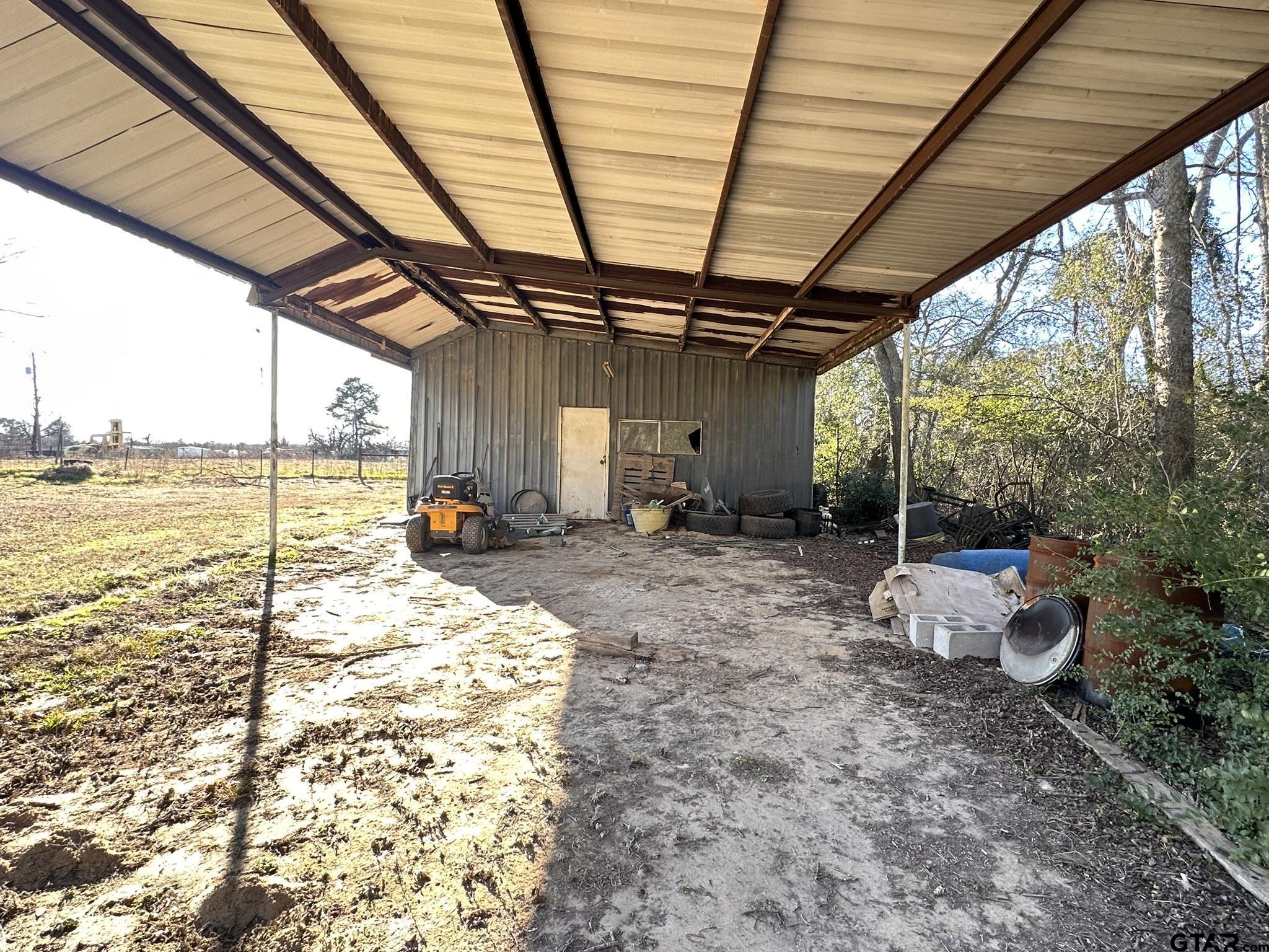 81 Cr 3243, Mount Pleasant, Texas image 39