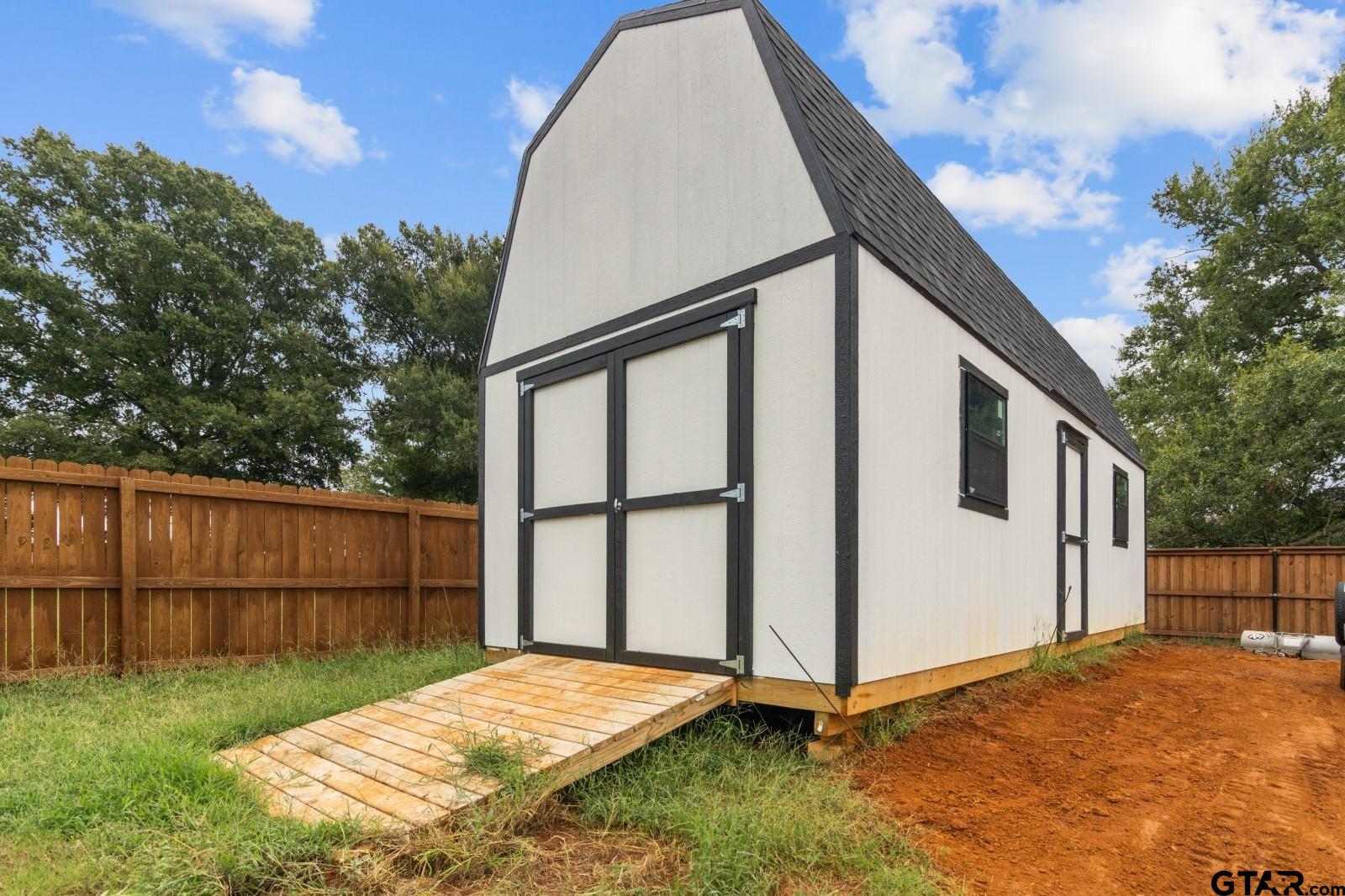 Property Image 40