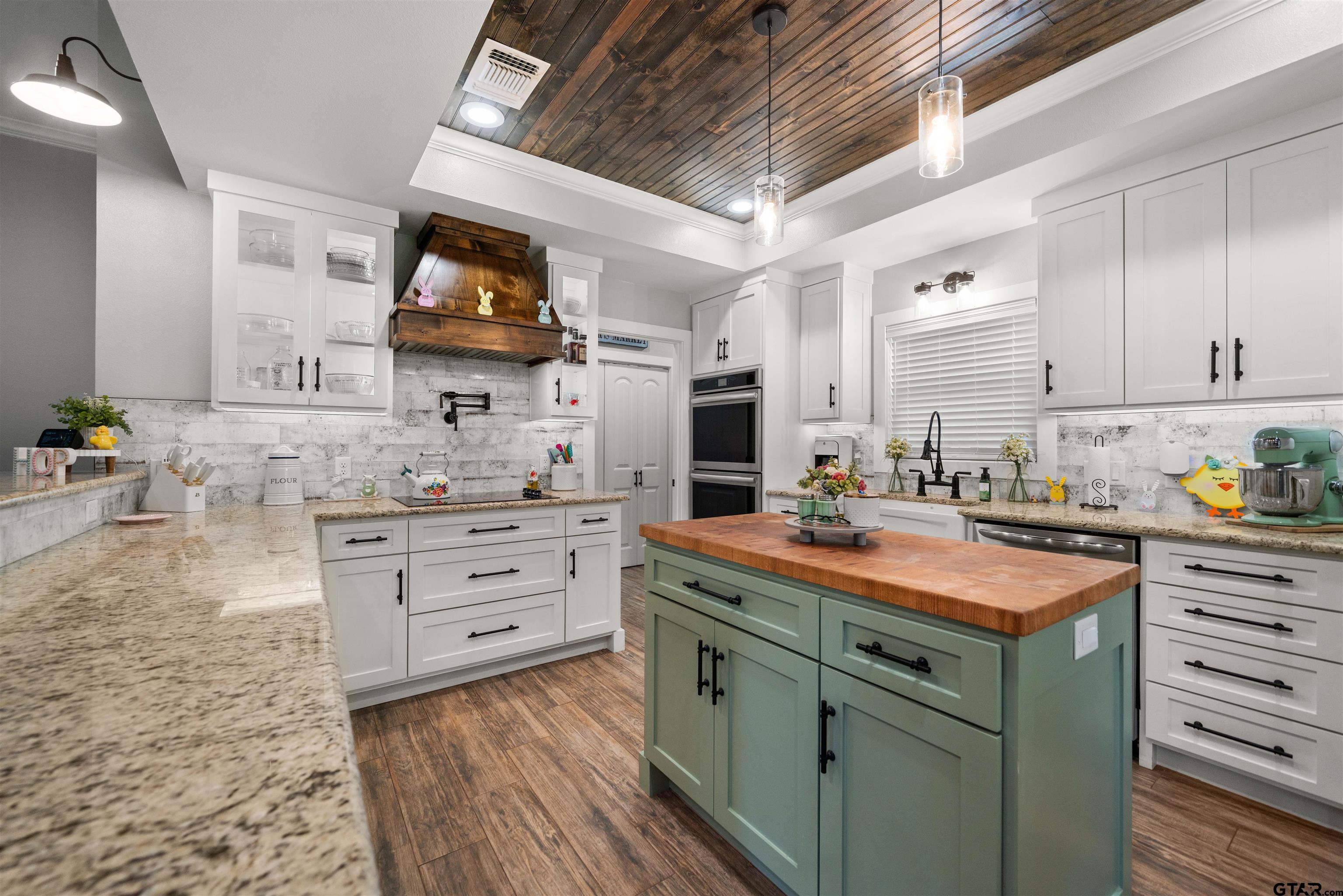 Property cover photo