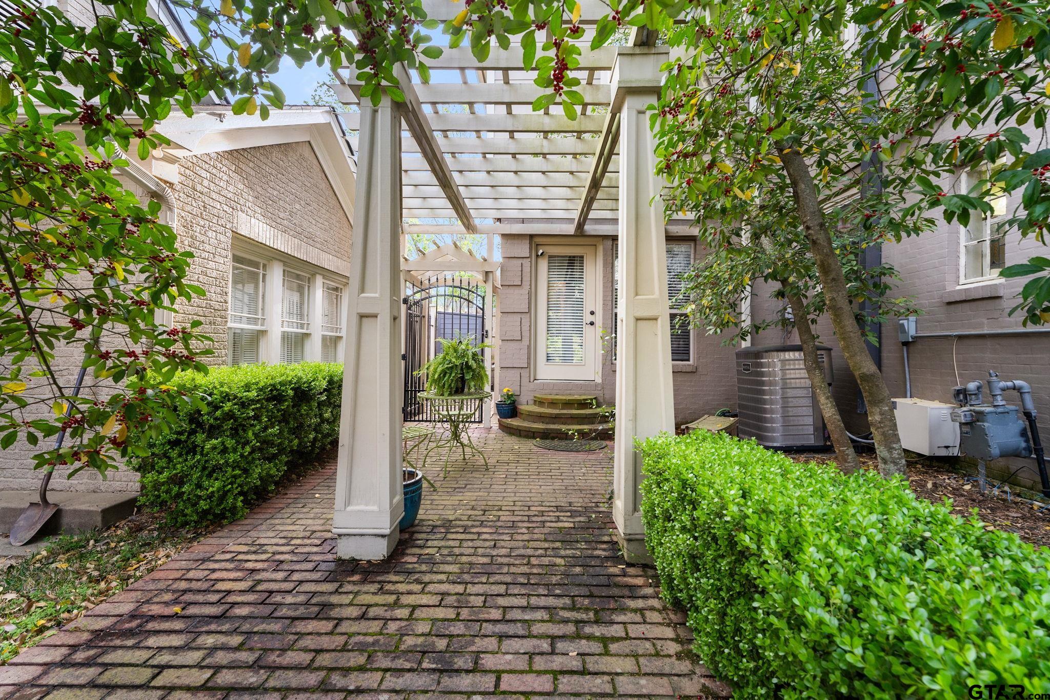 Property Image 44