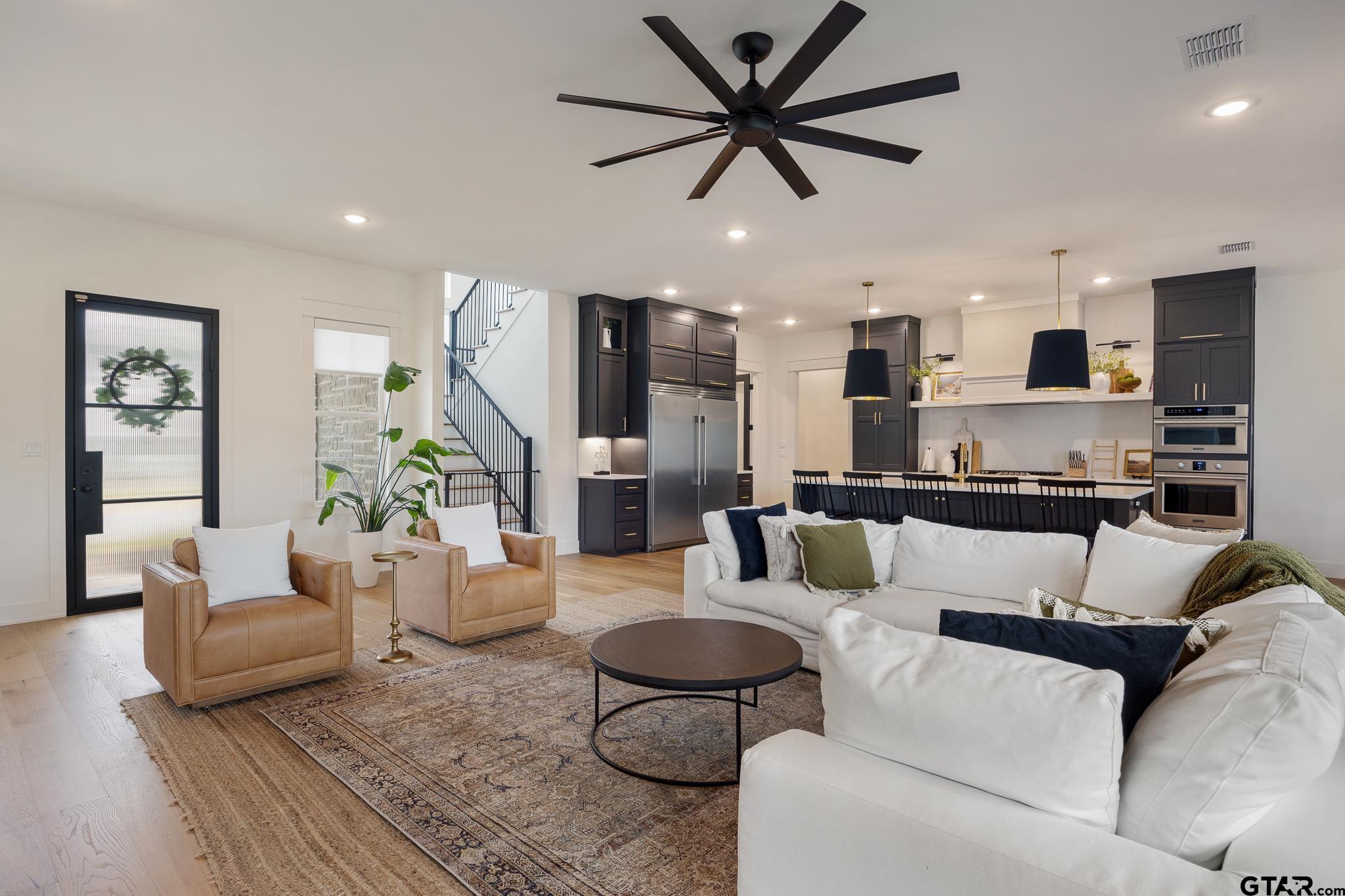 3009 Forest Trl