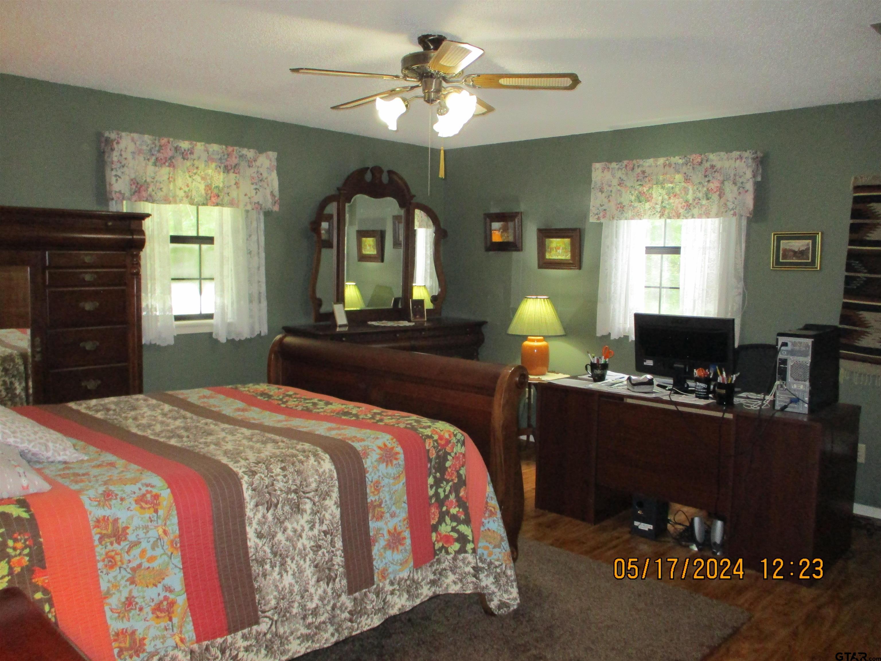Picture 19