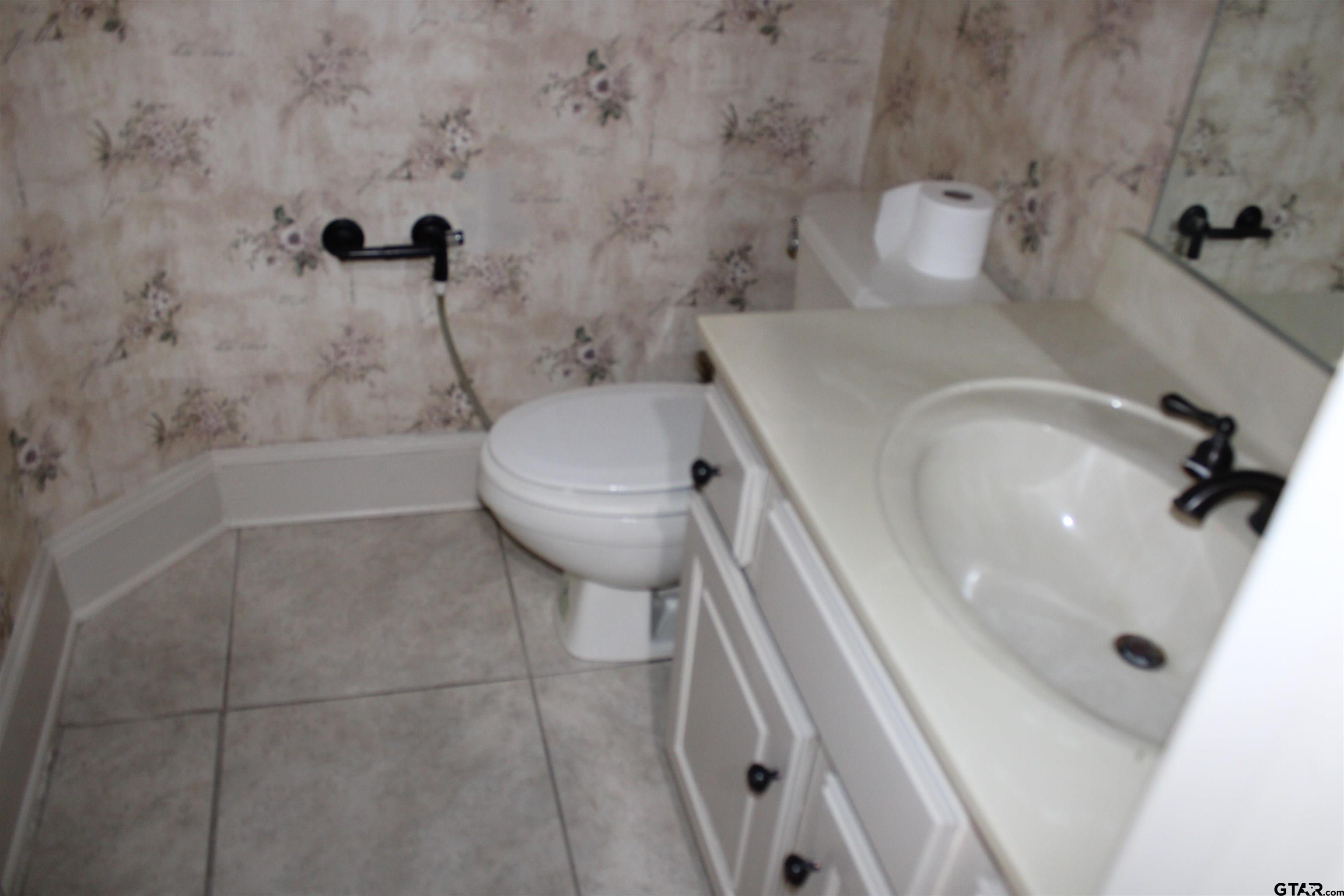 Picture 3